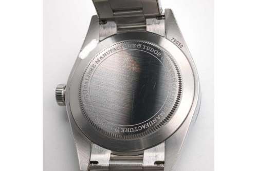 チューダー（TUDOR）のブラックベイ