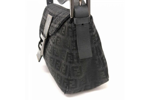 新入荷のレディースバッグ