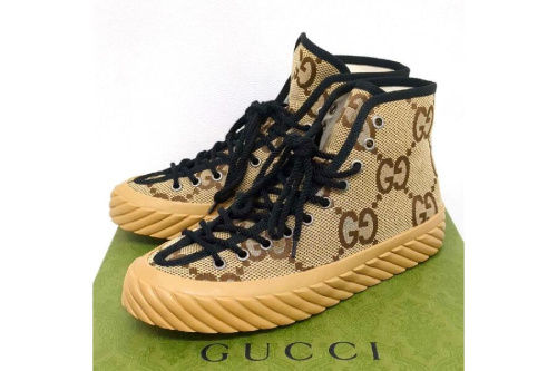 シューズ・靴のスニーカー