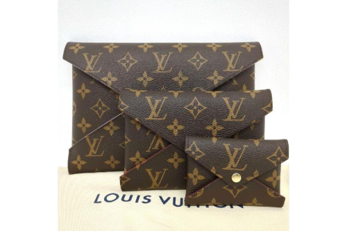 バッグのクラッチバッグ