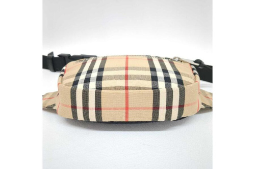 ノバチェックのウエストポーチ