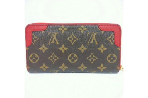 長財布のルイ・ ヴィトン（LOUIS VUITTON）