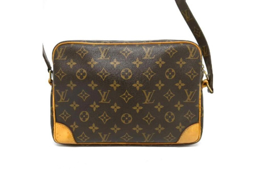 ショルダーバッグのルイ・ ヴィトン（LOUIS VUITTON）