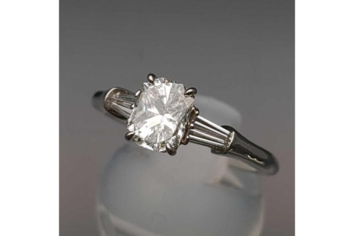 指輪のダイヤモンド