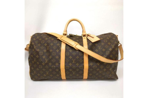 バッグのボストンバッグ