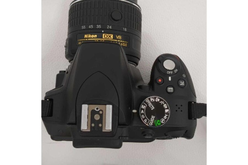 カメラのニコン（NIKON）