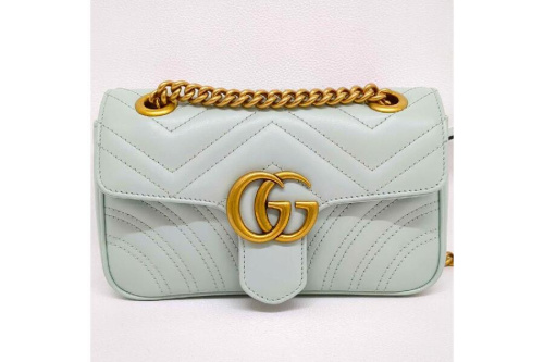 バッグのショルダーバッグ