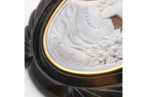 ペンダントトップ