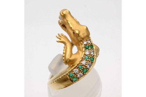 カレライカレラ（Carrera y Carrera）のブランドジュエリー