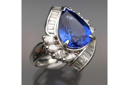 タンザナイトのリング