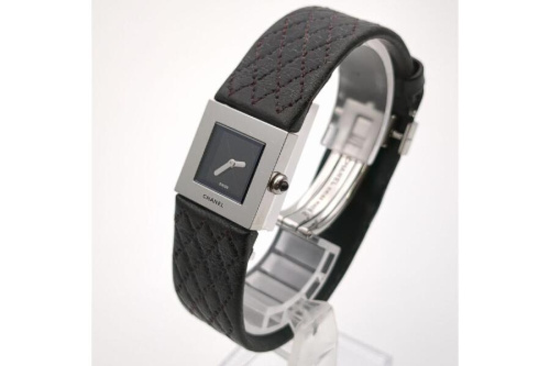 ブランド時計のシャネル（CHANEL）