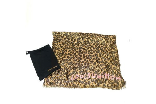 ファッション小物のストール