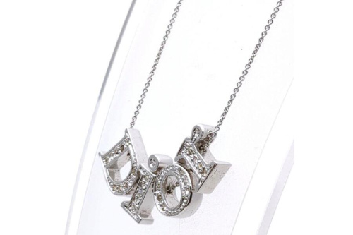 ロゴのペンダント