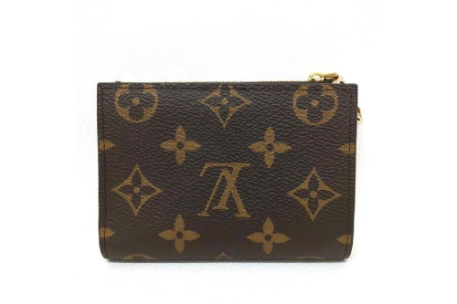 2つ折り財布のルイ・ ヴィトン（LOUIS VUITTON）