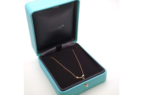 ティファニーのブシュロン