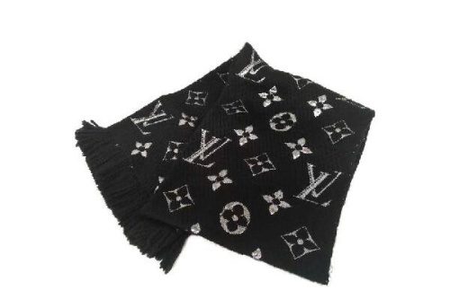 ファッション小物のマフラー