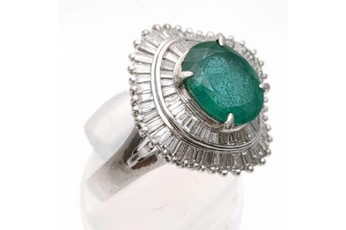 プラチナのリング