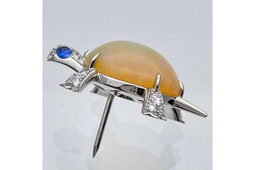 アニマルモチーフの日本人作家