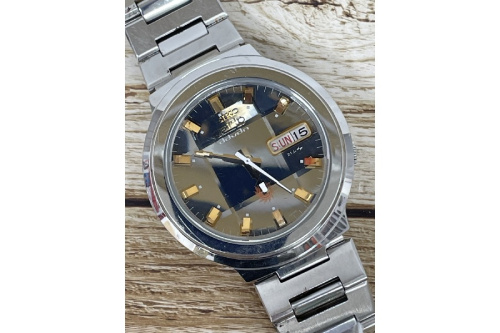 メンズファッションのメンズ腕時計