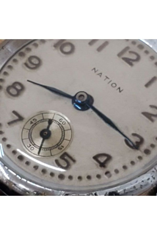 手巻き腕時計の機械式腕時計