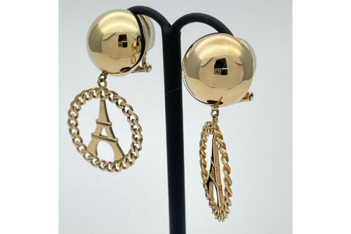 イヤリングのセリーヌ（CELINE）