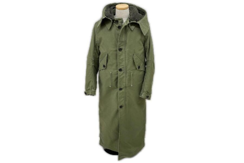 ファッションのアウター