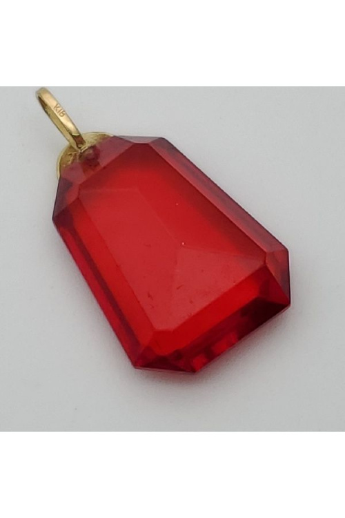 カラーストーンの宝石