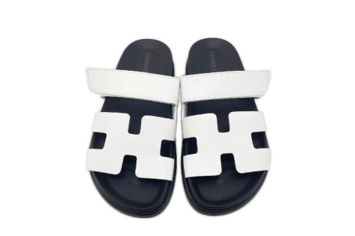 サンダルのエルメス(HERMES)