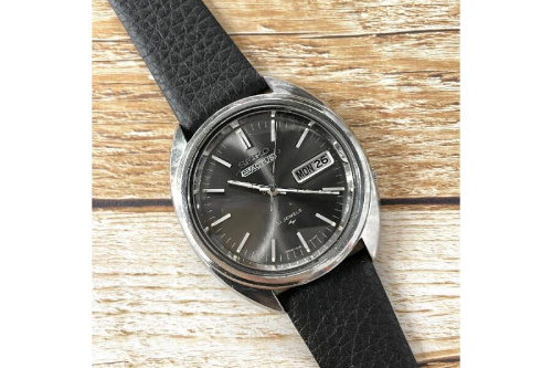 セイコーのSEIKO