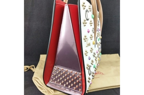 Christian Louboutinの限定品
