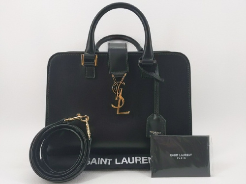 ファッションの中古ブランドバッグ