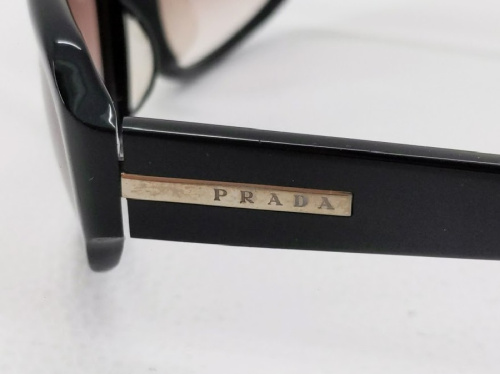 PRADA（プラダ）のサングラス