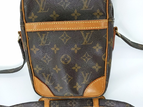 中古　ルイヴィトン　LOUIS VUITTONのダヌーヴ　M45266