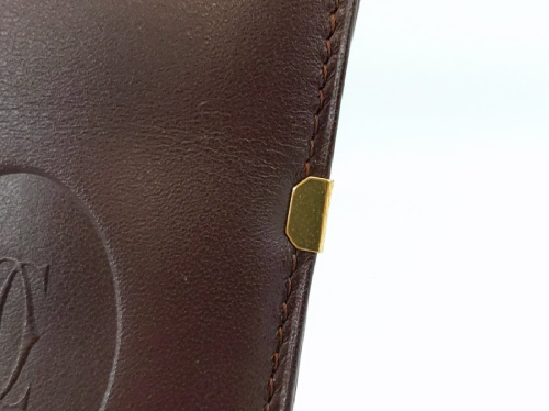 メガネケースのマストライン