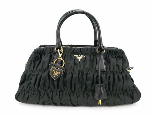 ブランドバッグ・財布の中古　PRADA　プラダ　バッグ