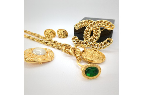 中古 ブランド アクセサリーのシャネル CHANEL
