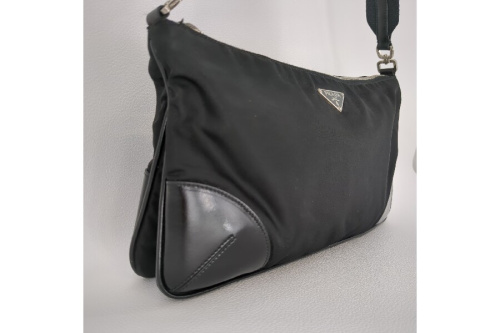 プラダ（PRADA）のTESSUTO　LIGHT