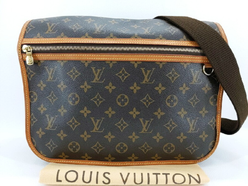 ショルダーバッグのルイ・ ヴィトン（LOUIS VUITTON）