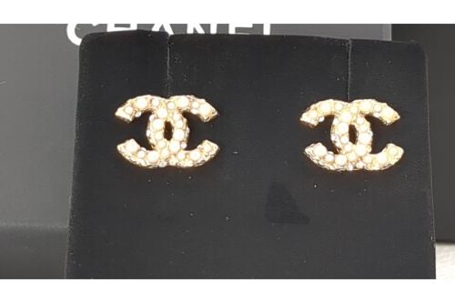 ピアスのシャネル（CHANEL）