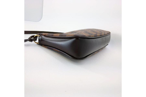 ショルダーバッグのルイ・ ヴィトン（LOUIS VUITTON）