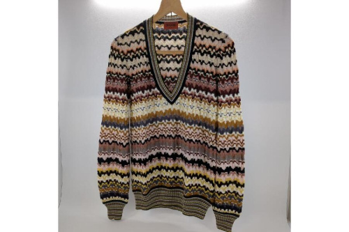 ファッションのサマーニット