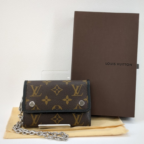財布の3つ折り財布