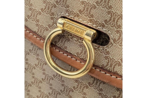 CELINEのマカダム