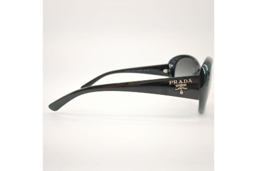 プラダ（PRADA）のサングラス