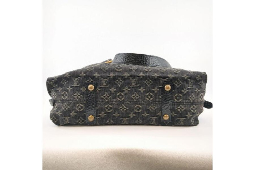 モノグラムのネオカビィMM