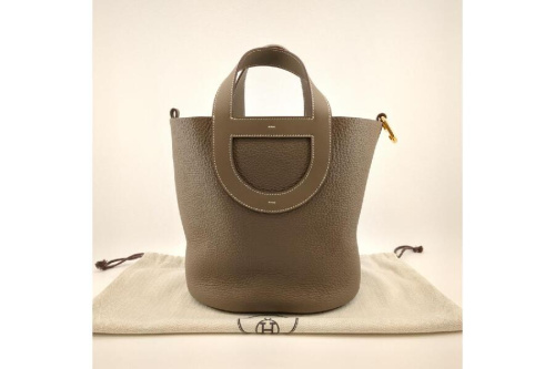ハンドバッグのエルメス(HERMES)