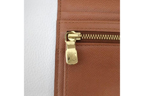 ルイ・ ヴィトン（LOUIS VUITTON）のポシェット パスポール