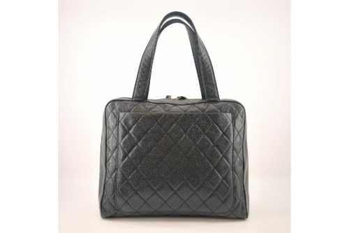ハンドバッグのシャネル（CHANEL）