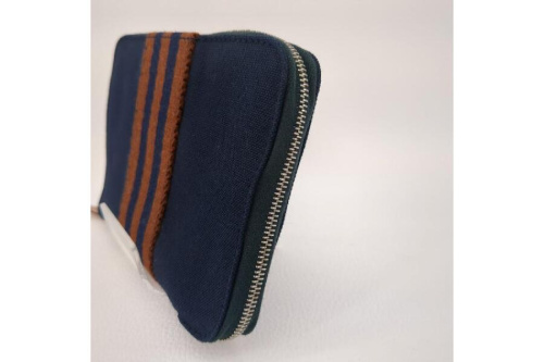 2つ折り財布のエルメス（HERMES）