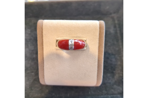 質屋 買取 販売